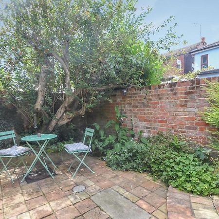 Unique Period One Bedroom House In Colchester Buitenkant foto